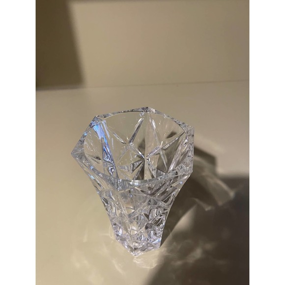Vintage Approx. 10" Lead Crystal Flower Hexagonal Vase - Picture 5 of 10